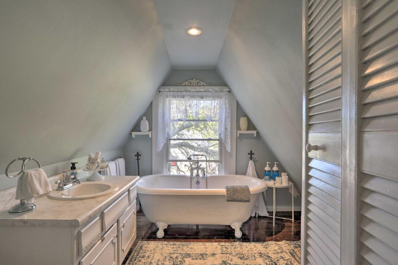 Coastal, Walkable Home In Historic Southport! Exterior foto